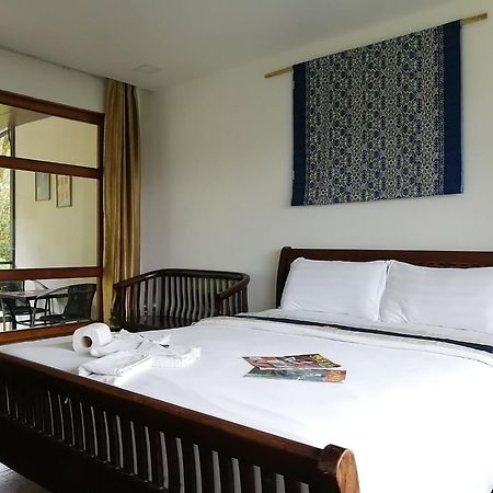Ayana Holiday Resort Kampong Kundassan Exteriör bild