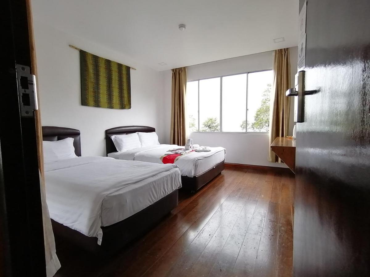 Ayana Holiday Resort Kampong Kundassan Exteriör bild