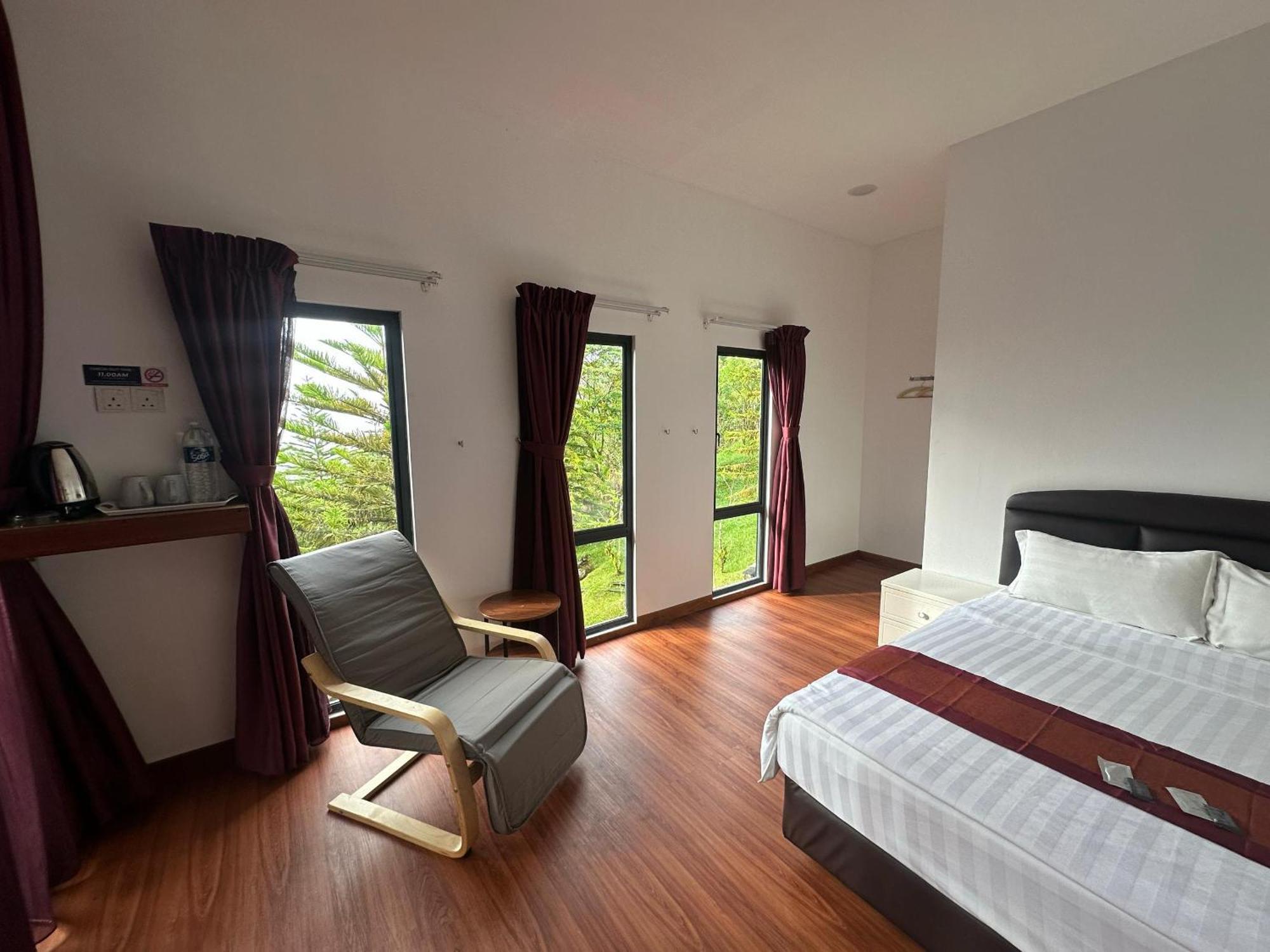 Ayana Holiday Resort Kampong Kundassan Rum bild